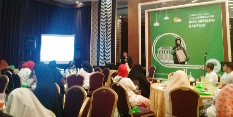 Kalau Ingin Berkembang, UKM Harus Pandai Memanfaatkan Internet